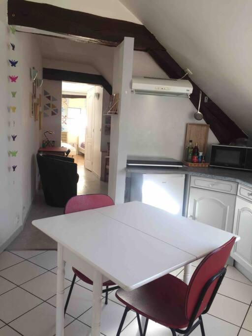 Logement Cosy Et Lumineux Auxerre Exterior foto